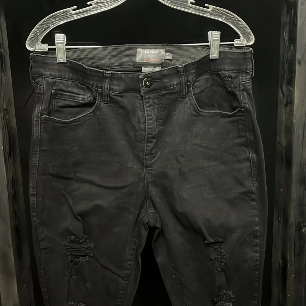 Torrid- sky high skinny black jeans